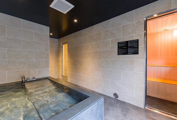 プライベートサウナ・人工温泉の浴室